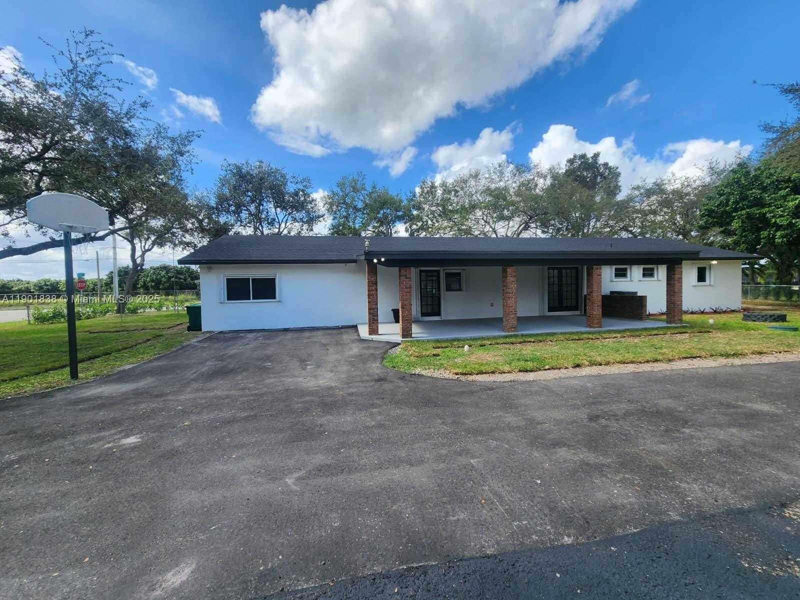 Small Image of 19621 SOUTH WEST 308TH ST, Homestead Number 6