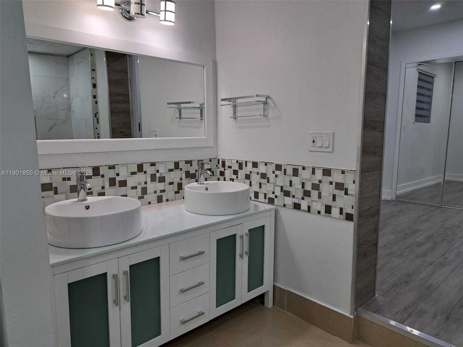 Small Image of 12860 SOUTH WEST 268TH ST, Homestead Number 6