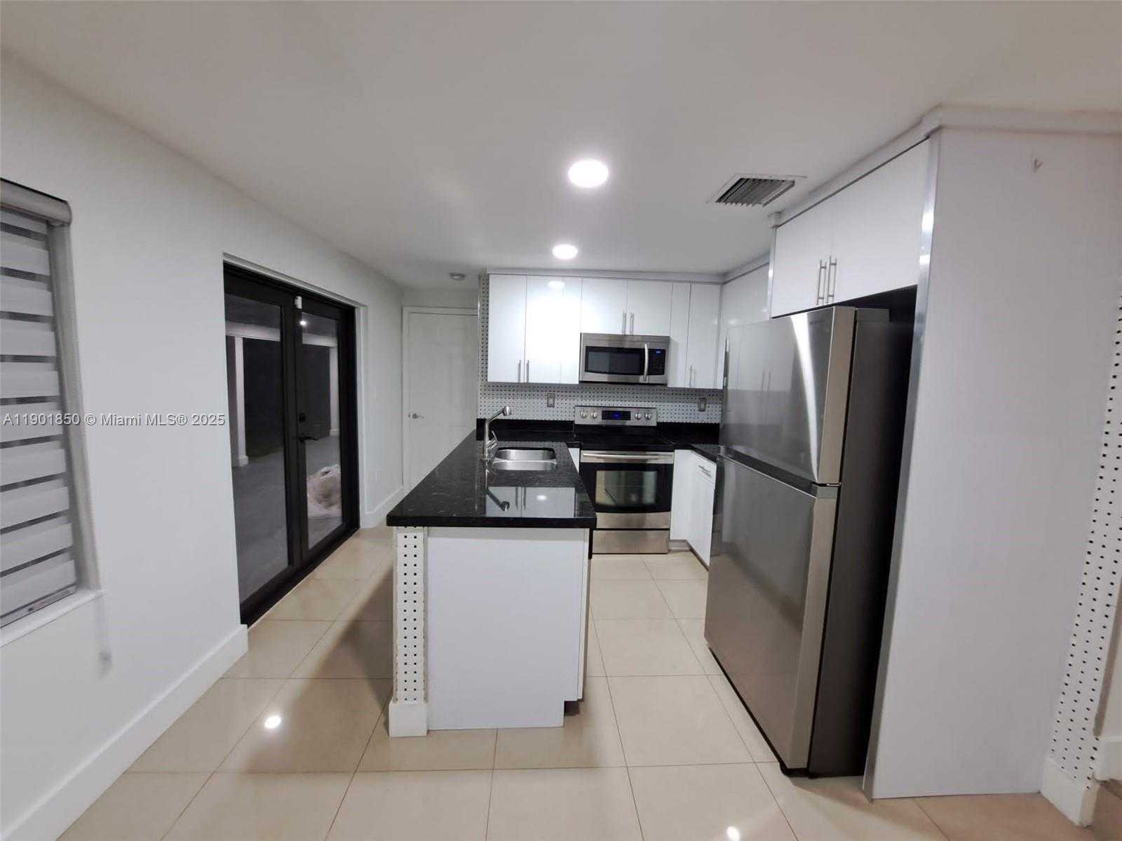 Small Image of 12860 SOUTH WEST 268TH ST, Homestead Number 9