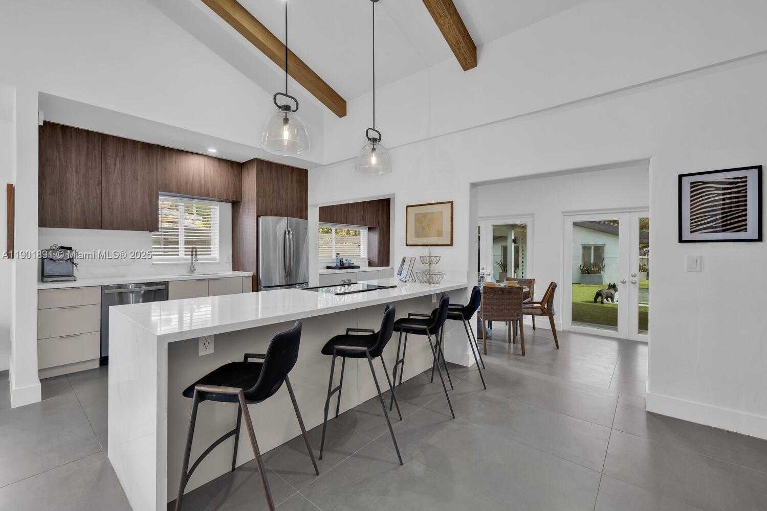 Small Image of 901 NORTH WEST 7TH ST RD, Miami Number 10