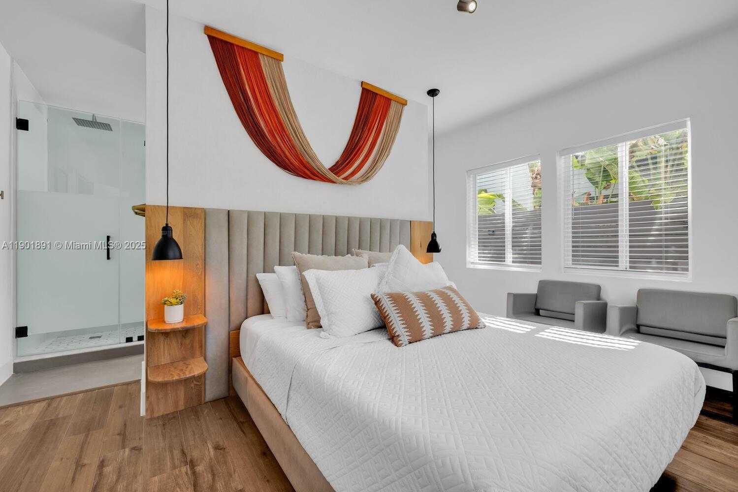 Small Image of 901 NORTH WEST 7TH ST RD, Miami Number 19