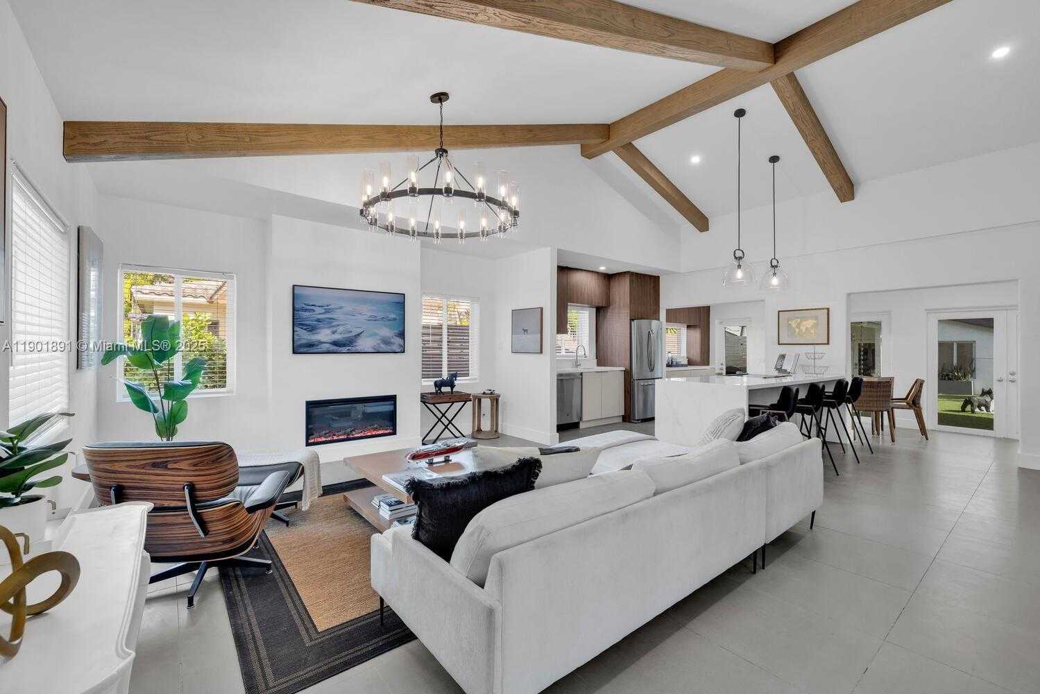 Small Image of 901 NORTH WEST 7TH ST RD, Miami Number 6