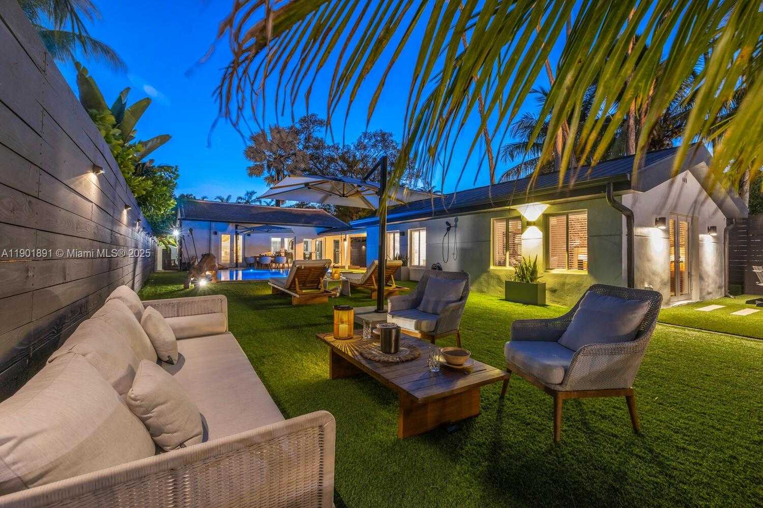 Small Image of 901 NORTH WEST 7TH ST RD, Miami Number 72