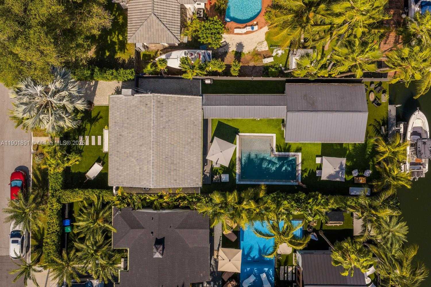 Small Image of 901 NORTH WEST 7TH ST RD, Miami Number 92