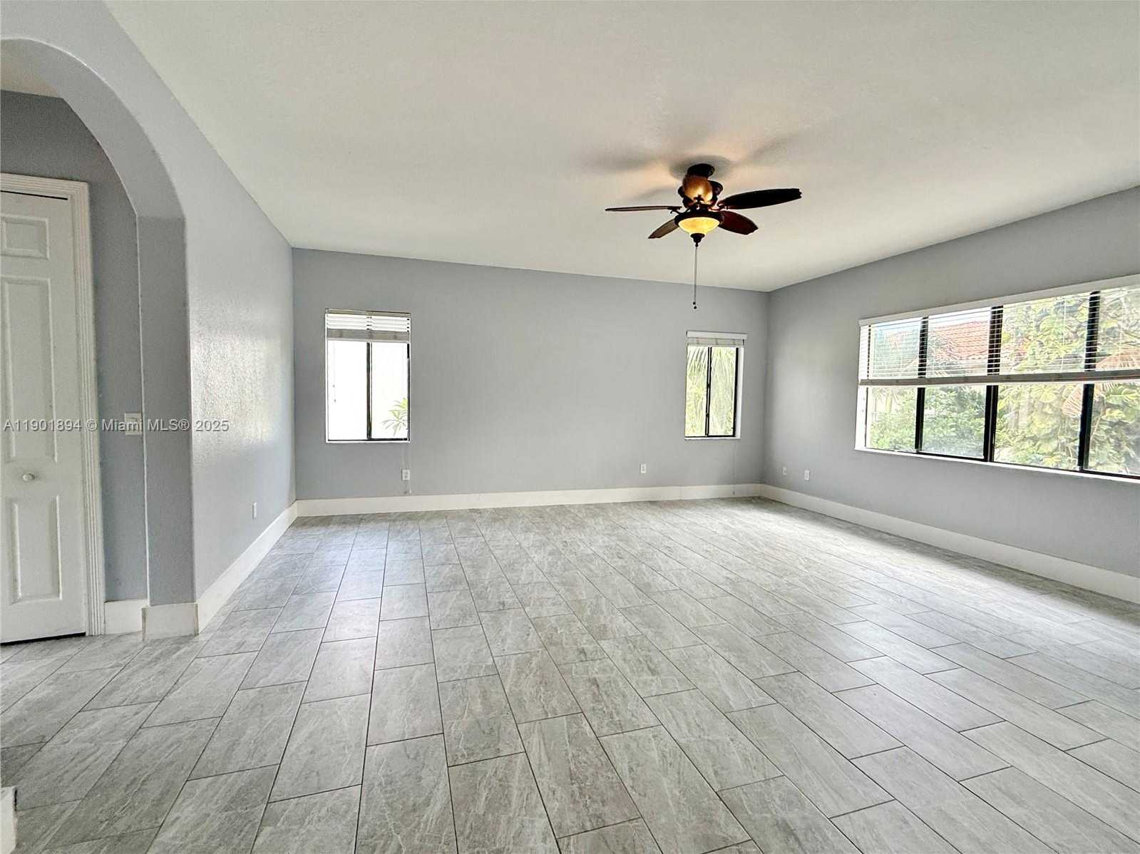 Small Image of 7996 SOUTH WEST 195TH ST, Cutler Bay Number 38