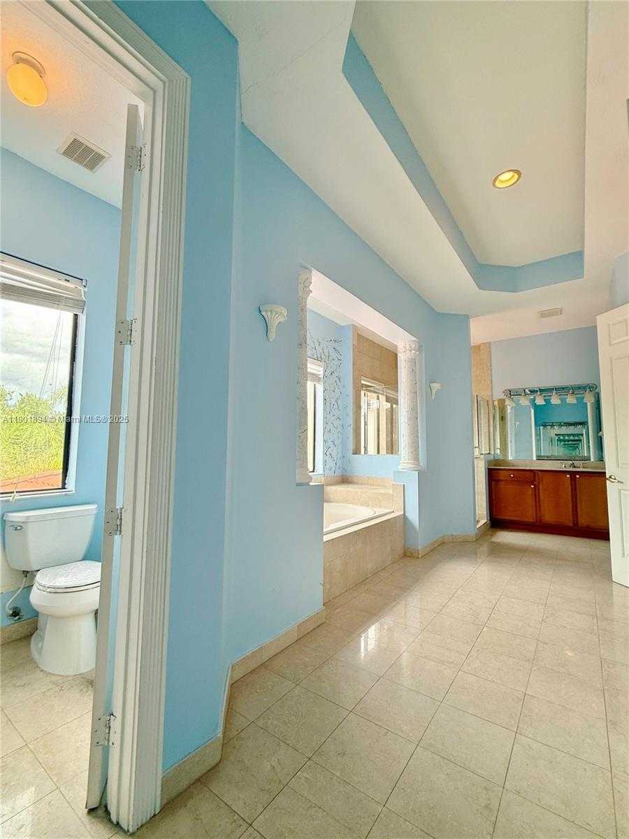 Small Image of 7996 SOUTH WEST 195TH ST, Cutler Bay Number 42