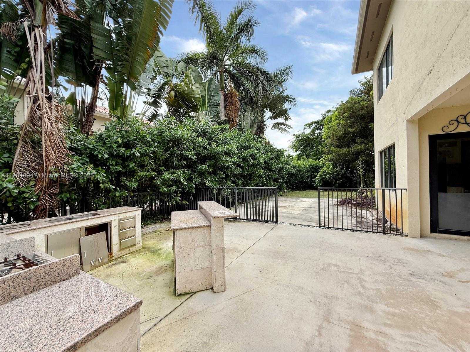 Small Image of 7996 SOUTH WEST 195TH ST, Cutler Bay Number 52