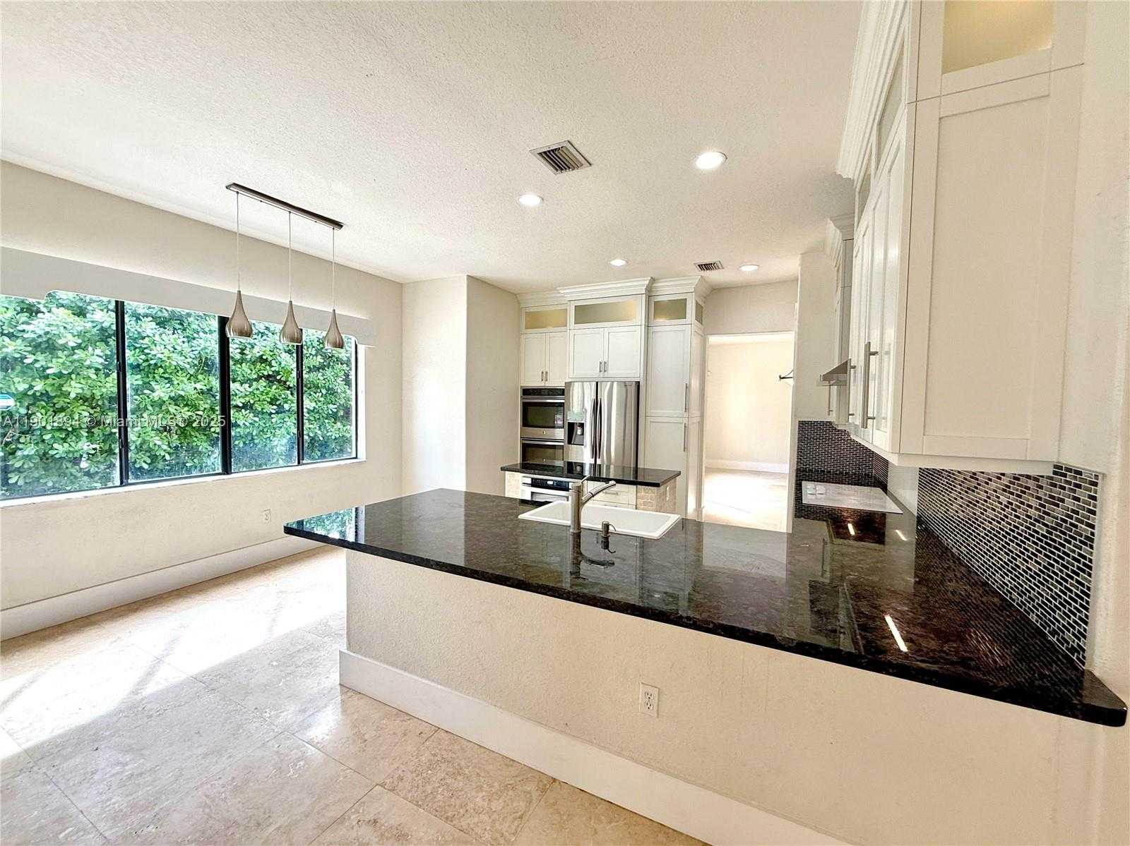 Small Image of 7996 SOUTH WEST 195TH ST, Cutler Bay Number 7