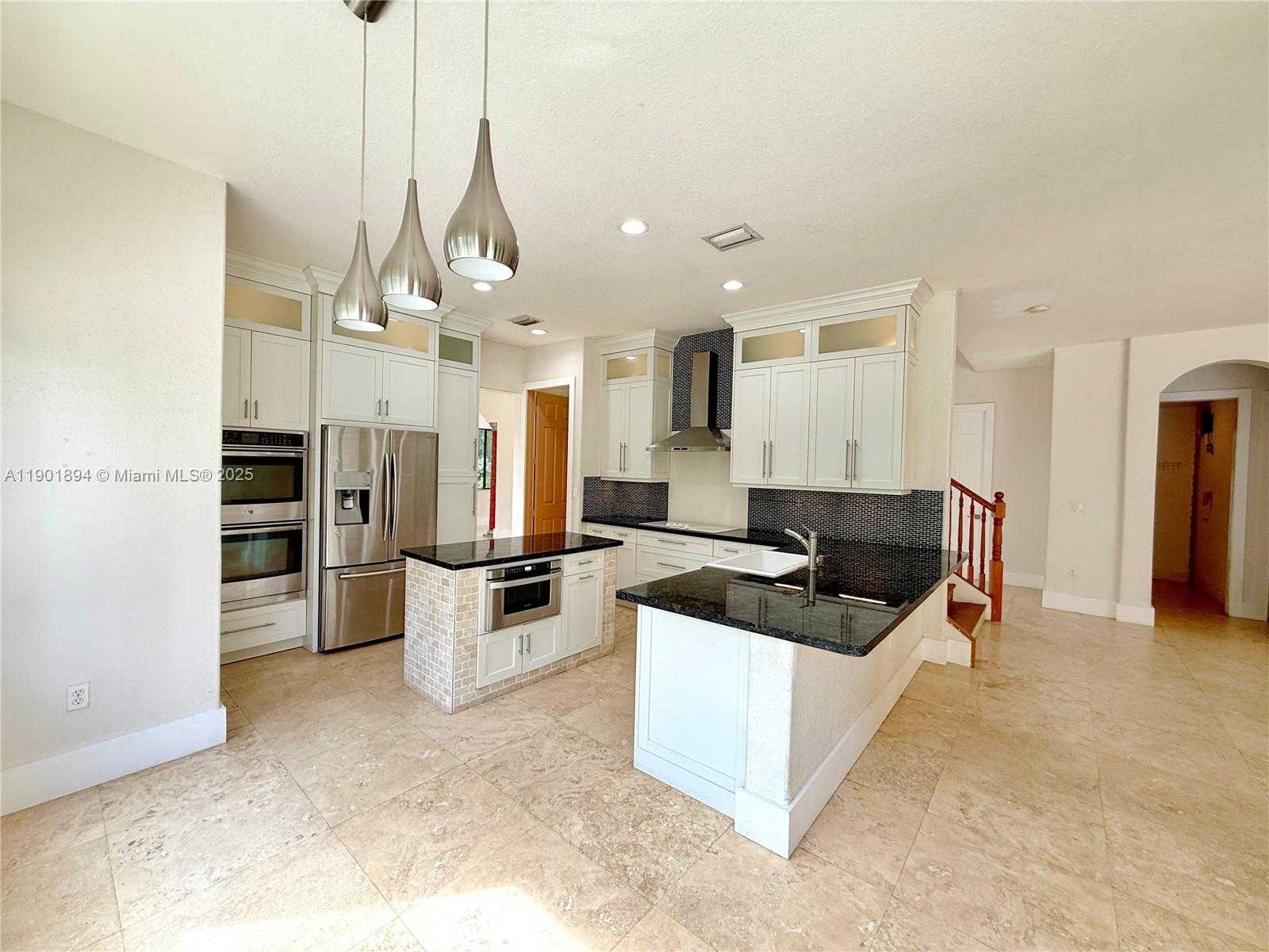 Small Image of 7996 SOUTH WEST 195TH ST, Cutler Bay Number 8