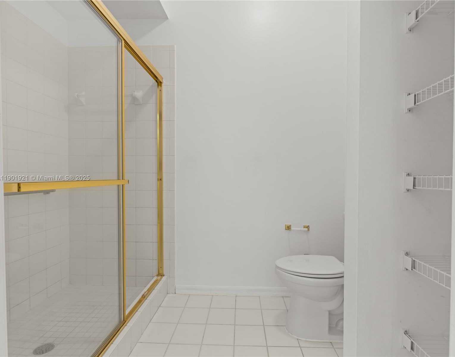 Small Image of 10168 LOMBARDY DR, Tamarac Number 19