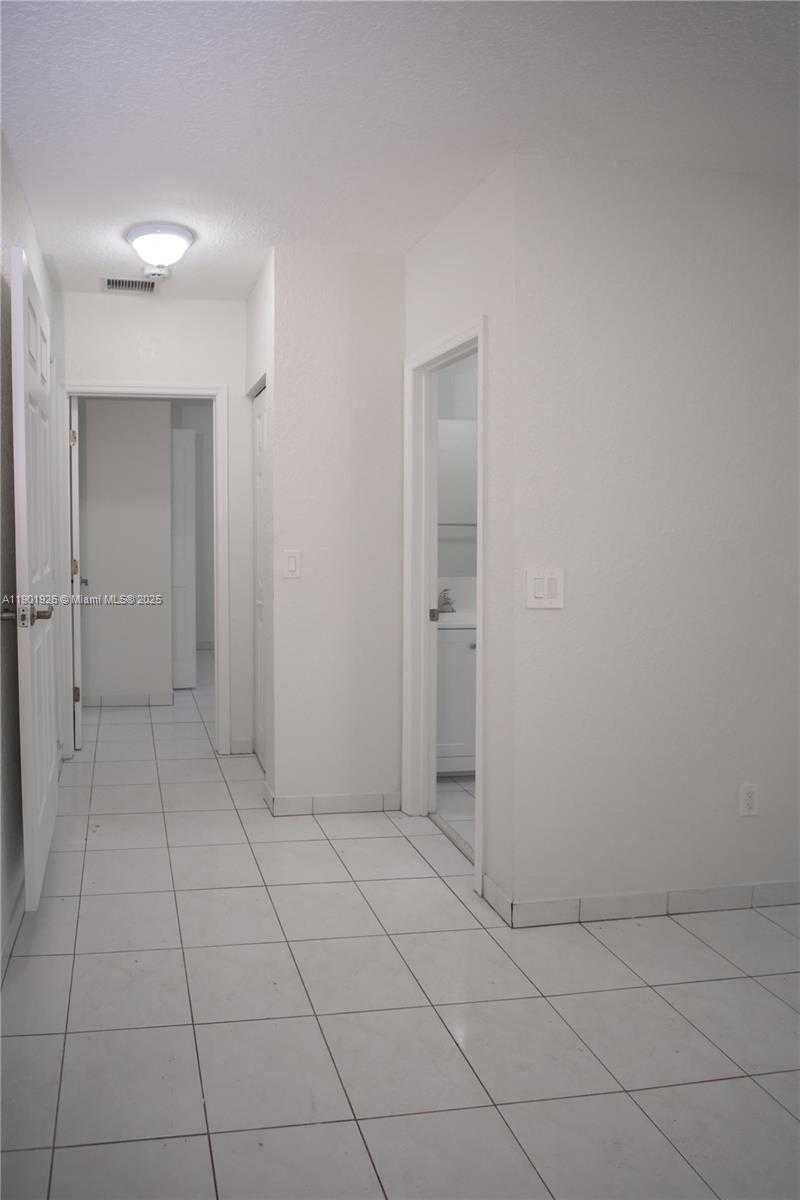 Small Image of 15002 SOUTH WEST 67TH LN, Miami Number 37