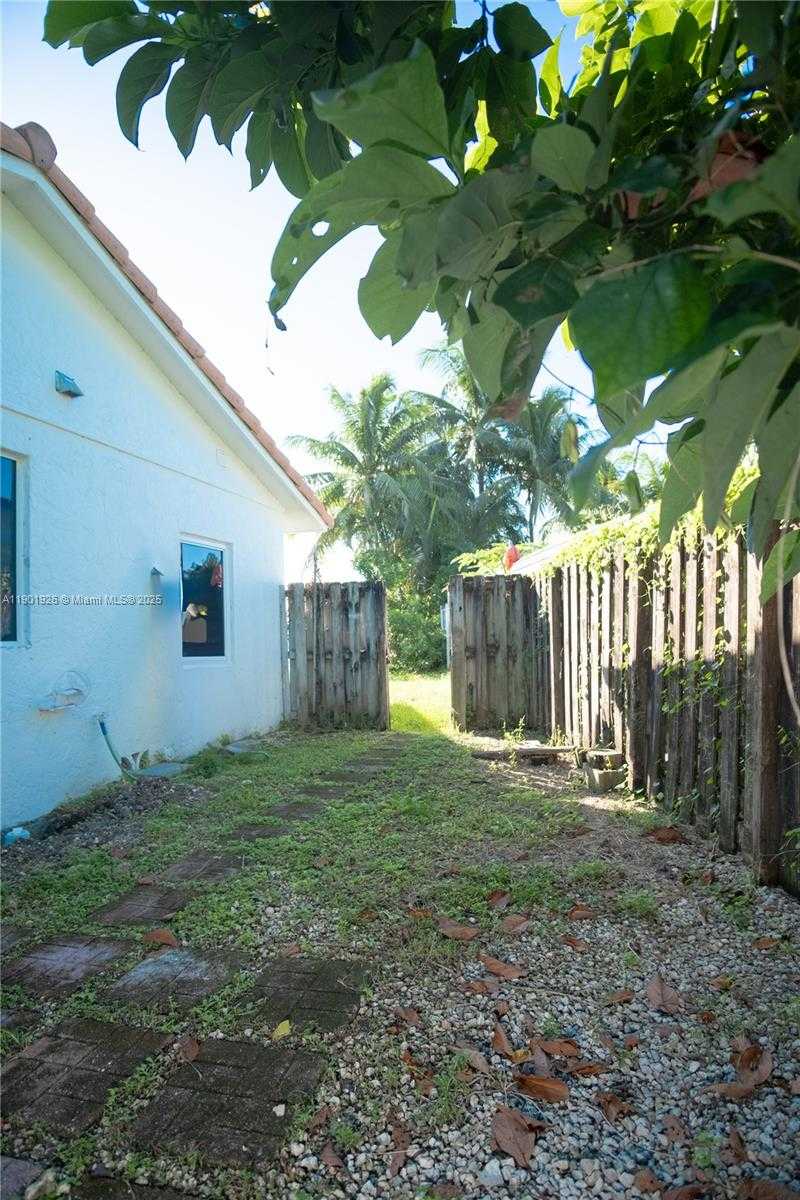 Small Image of 15002 SOUTH WEST 67TH LN, Miami Number 68