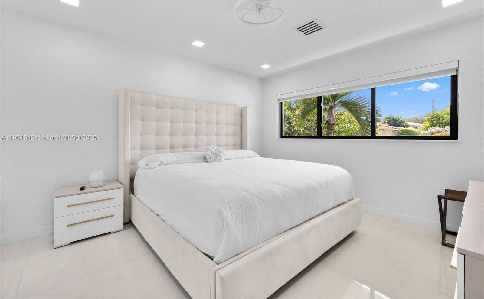 Small Image of 1117 ADAMS ST, Hollywood Number 31