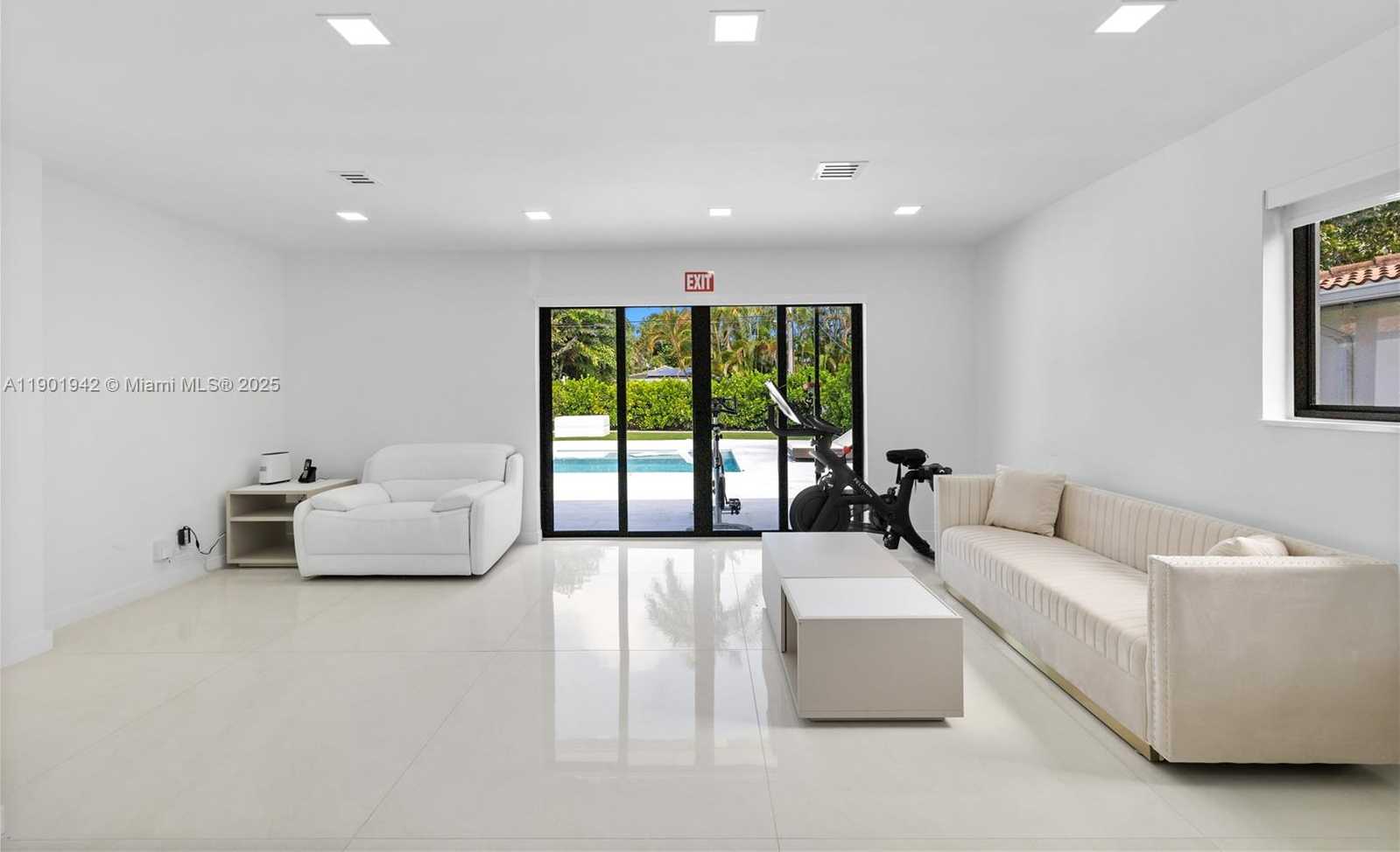 Small Image of 1117 ADAMS ST, Hollywood Number 32