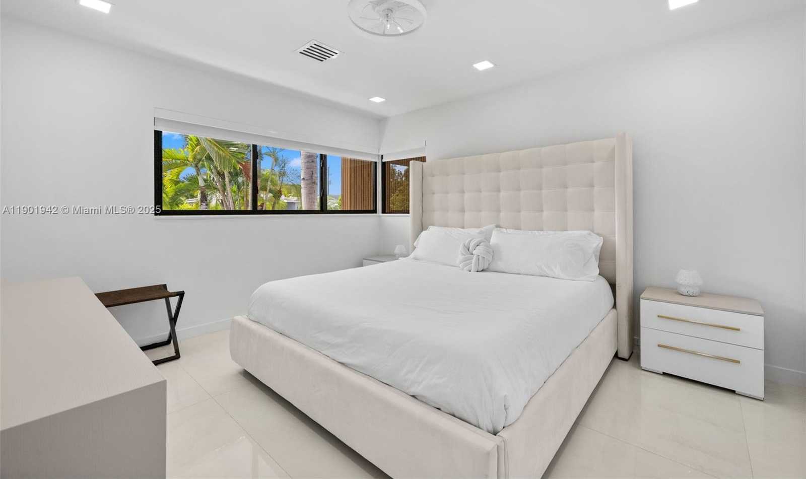 Small Image of 1117 ADAMS ST, Hollywood Number 50