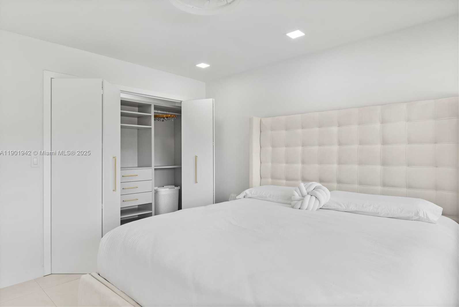 Small Image of 1117 ADAMS ST, Hollywood Number 56