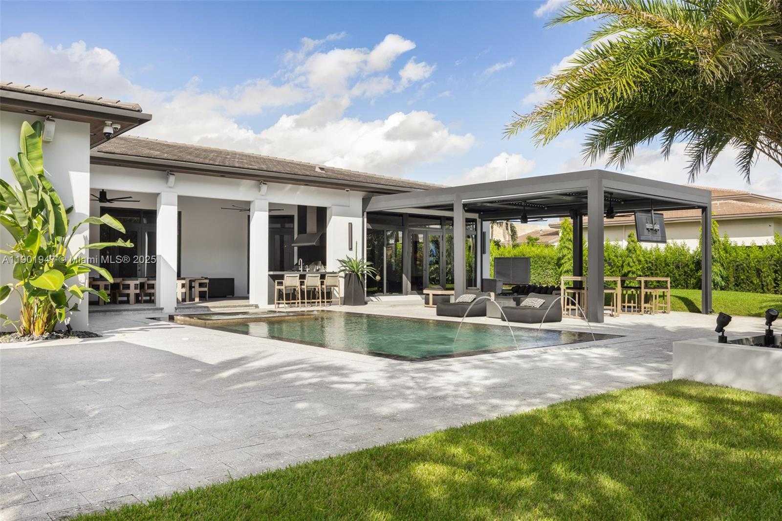 Small Image of 14940 SOUTH WEST 16TH CT, Davie Number 50