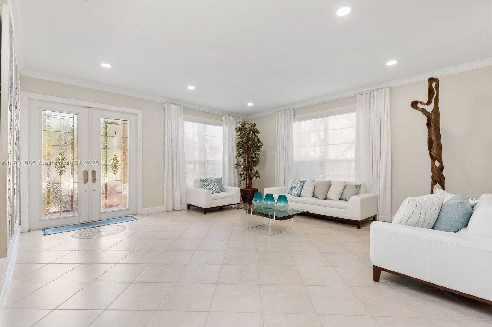 Small Image of 17933 SOUTH WEST 35TH CT, Miramar Number 11