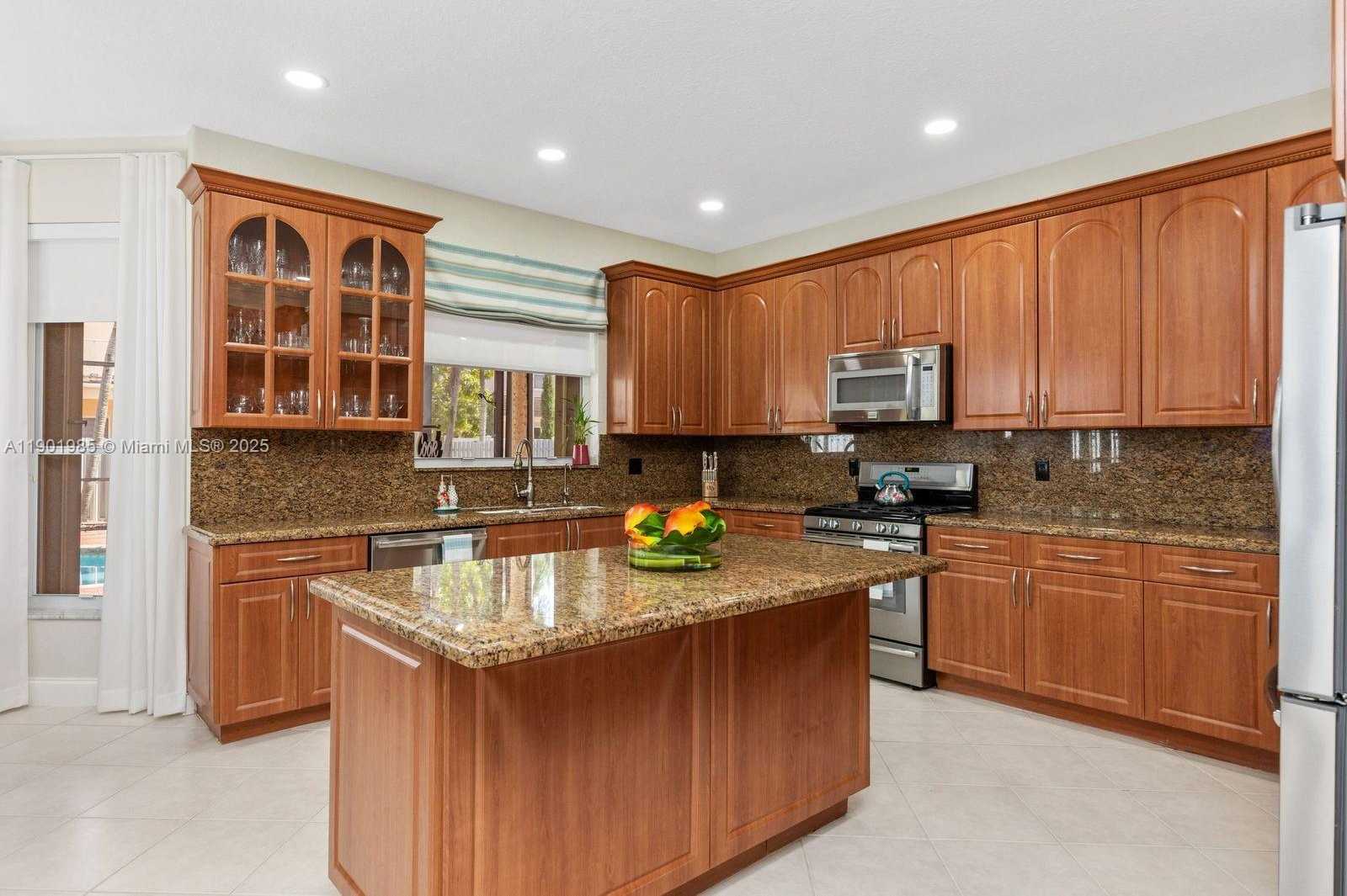 Small Image of 17933 SOUTH WEST 35TH CT, Miramar Number 24