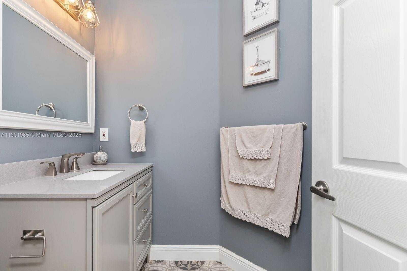 Small Image of 17933 SOUTH WEST 35TH CT, Miramar Number 31