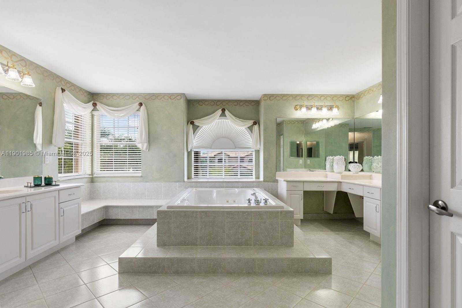 Small Image of 17933 SOUTH WEST 35TH CT, Miramar Number 39