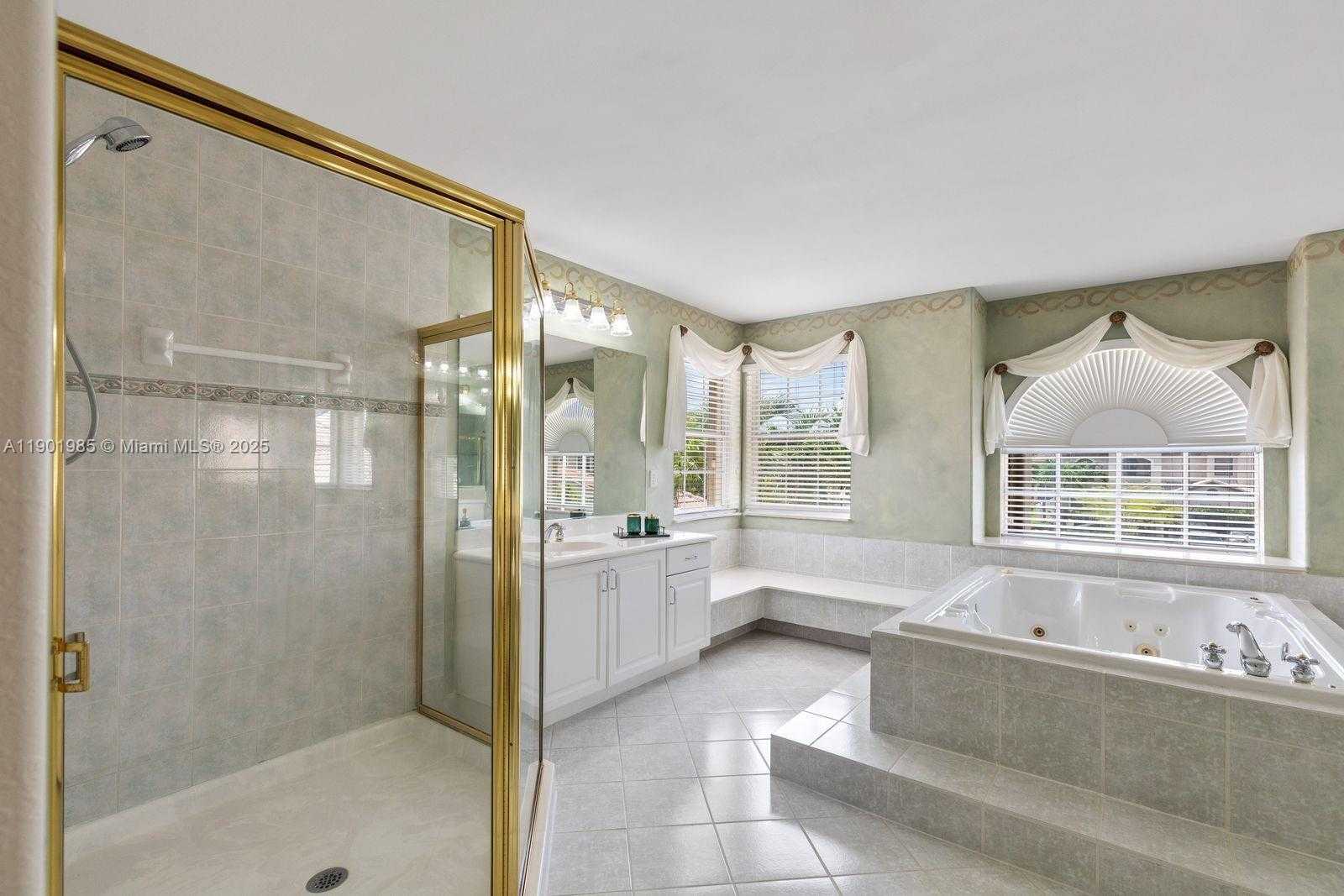 Small Image of 17933 SOUTH WEST 35TH CT, Miramar Number 41