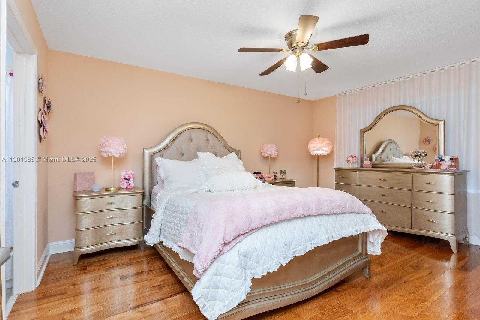 Small Image of 17933 SOUTH WEST 35TH CT, Miramar Number 46