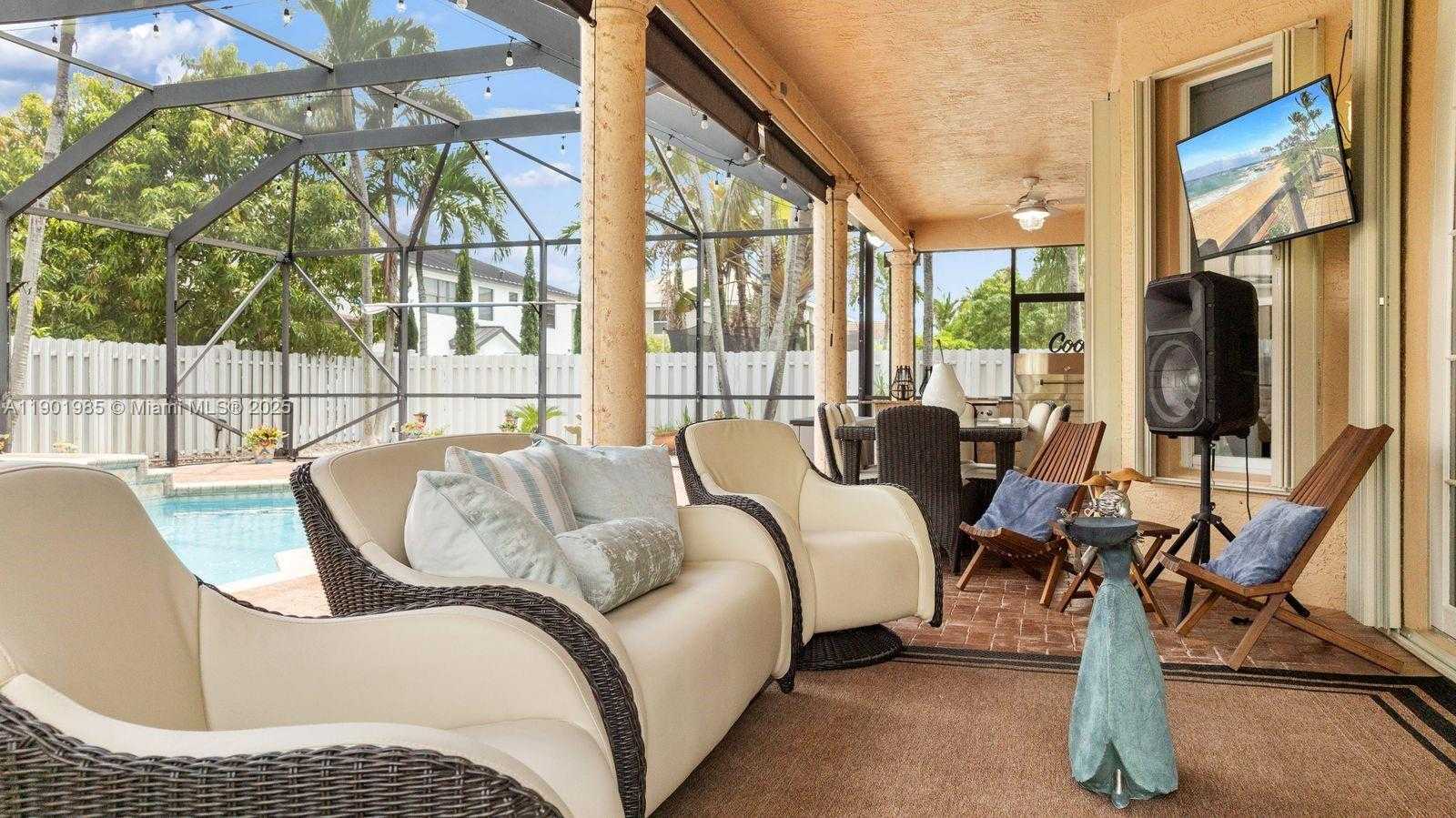 Small Image of 17933 SOUTH WEST 35TH CT, Miramar Number 54