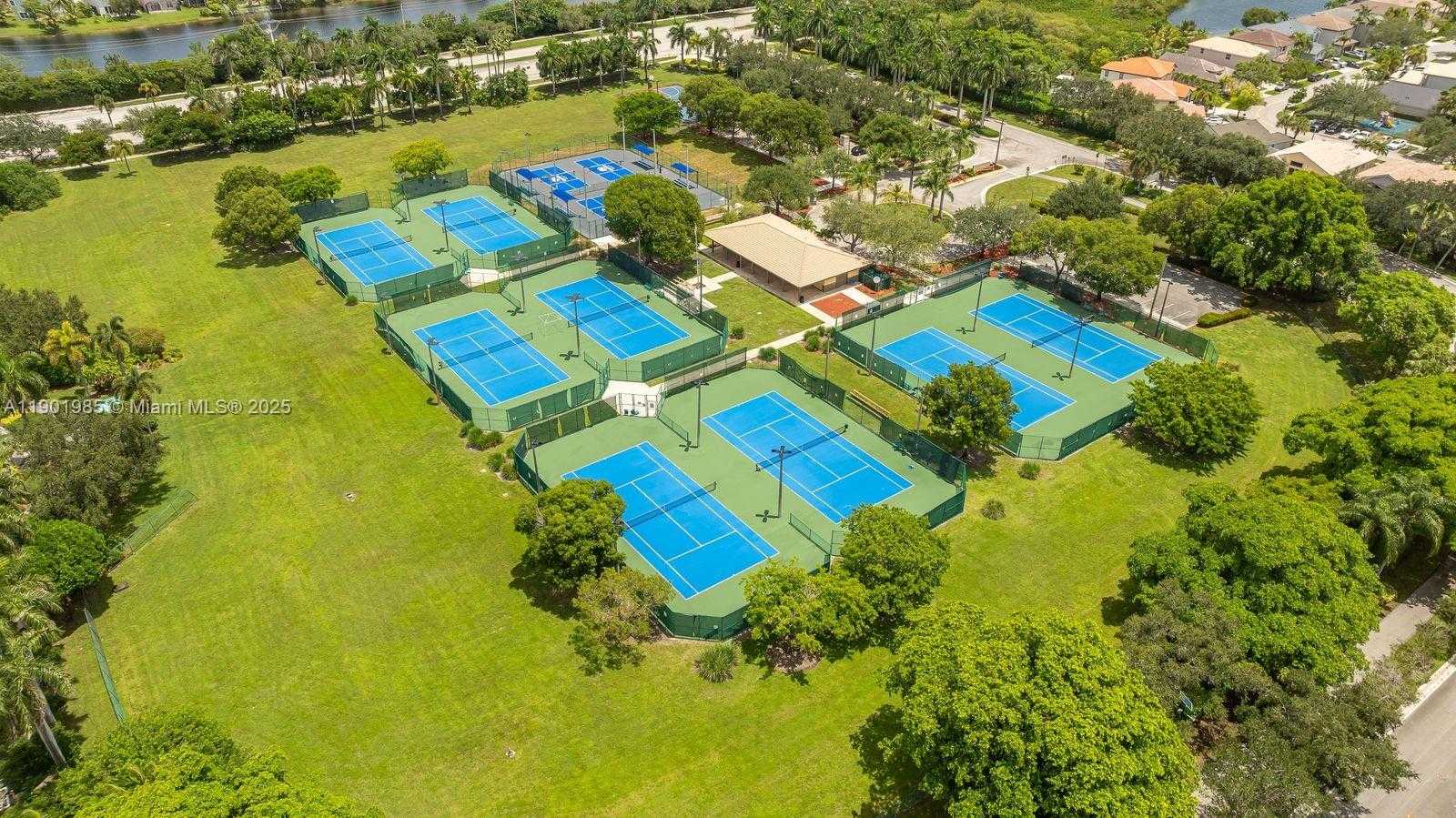 Small Image of 17933 SOUTH WEST 35TH CT, Miramar Number 68