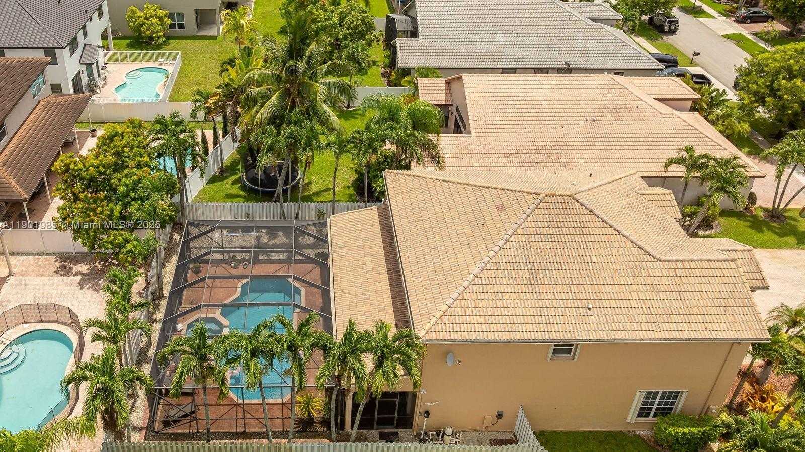 Small Image of 17933 SOUTH WEST 35TH CT, Miramar Number 69