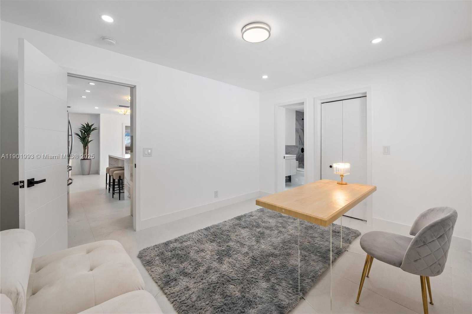 Small Image of 5512 GRANT ST, Hollywood Number 16