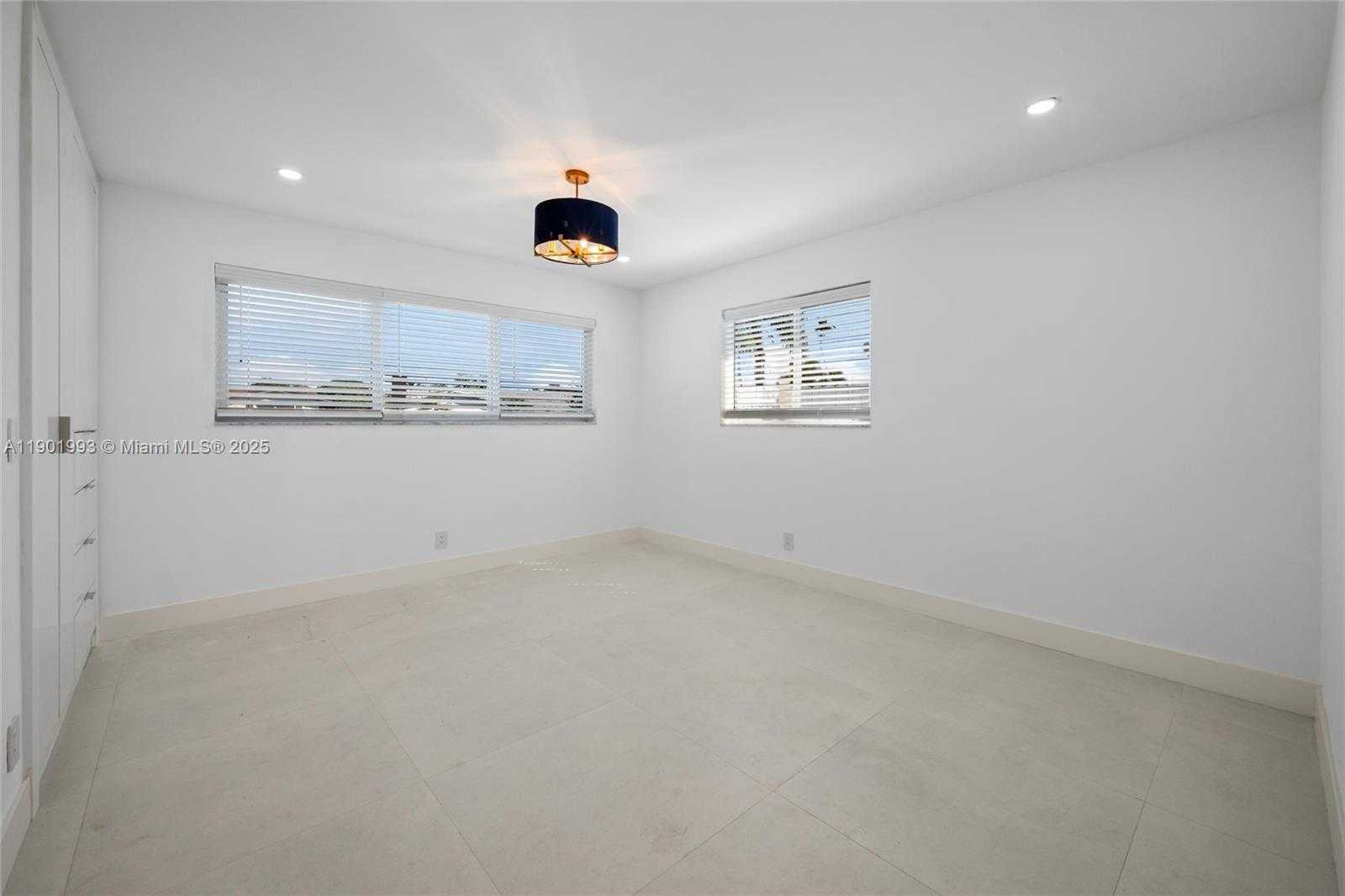 Small Image of 5512 GRANT ST, Hollywood Number 22