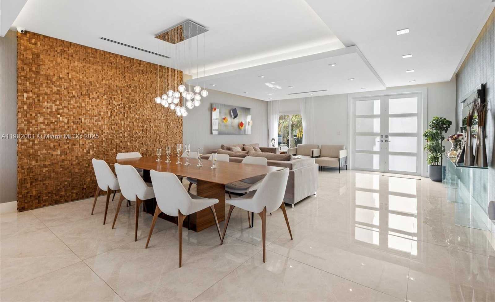 Small Image of 11325 NORTH WEST 66TH ST, Doral Number 13