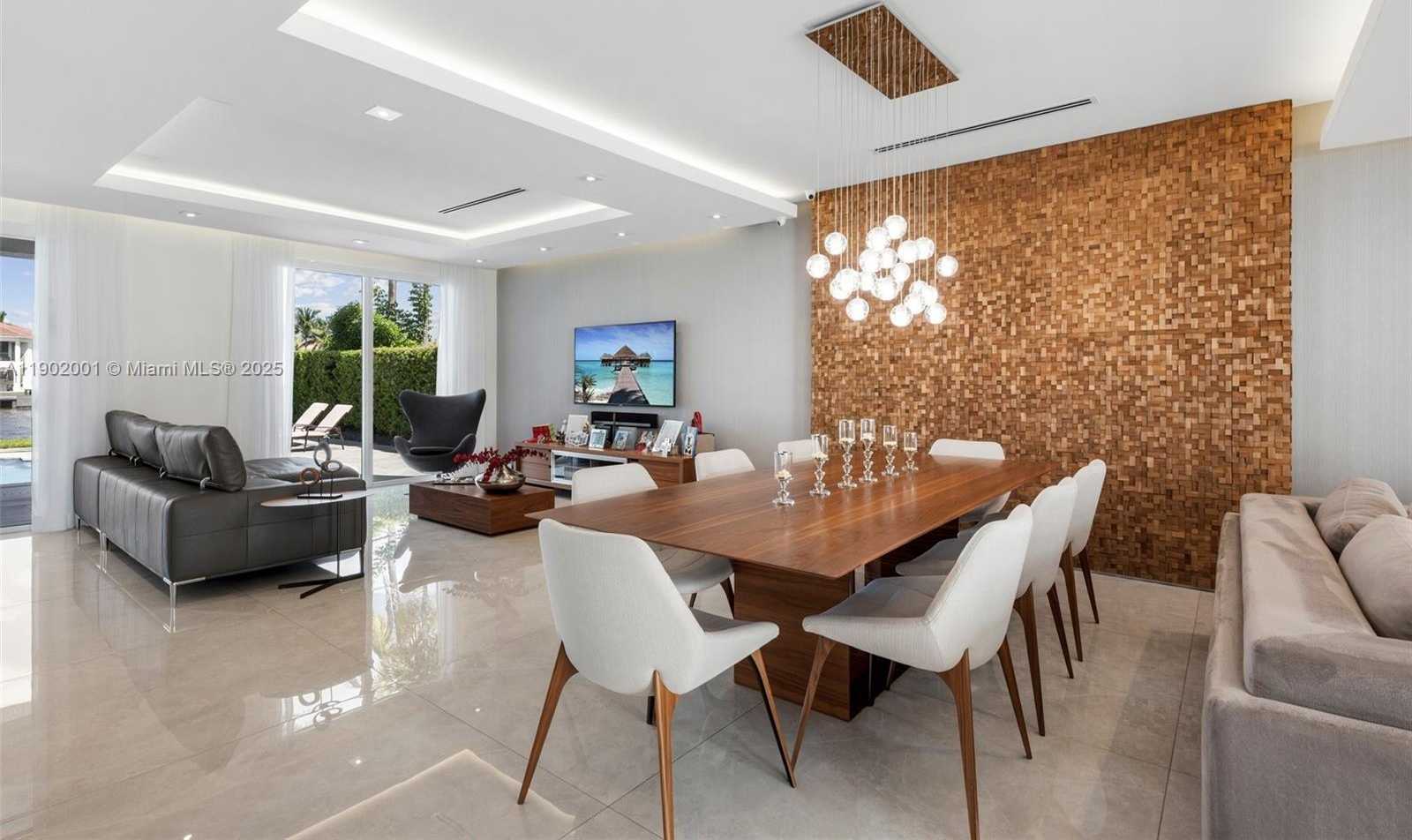 Small Image of 11325 NORTH WEST 66TH ST, Doral Number 15