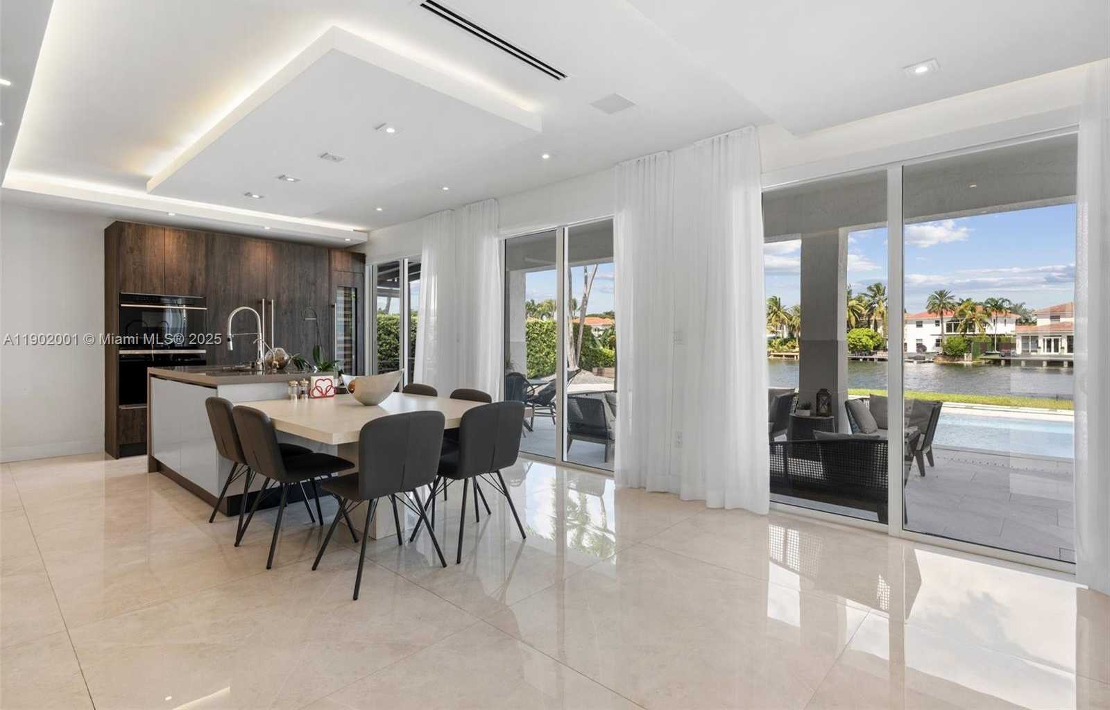 Small Image of 11325 NORTH WEST 66TH ST, Doral Number 24