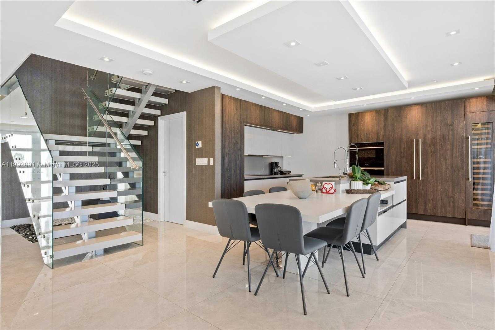 Small Image of 11325 NORTH WEST 66TH ST, Doral Number 25