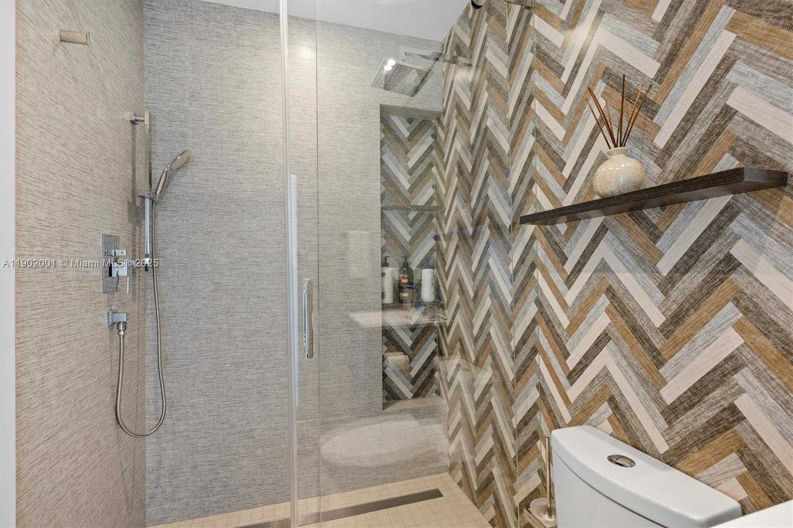 Small Image of 11325 NORTH WEST 66TH ST, Doral Number 29