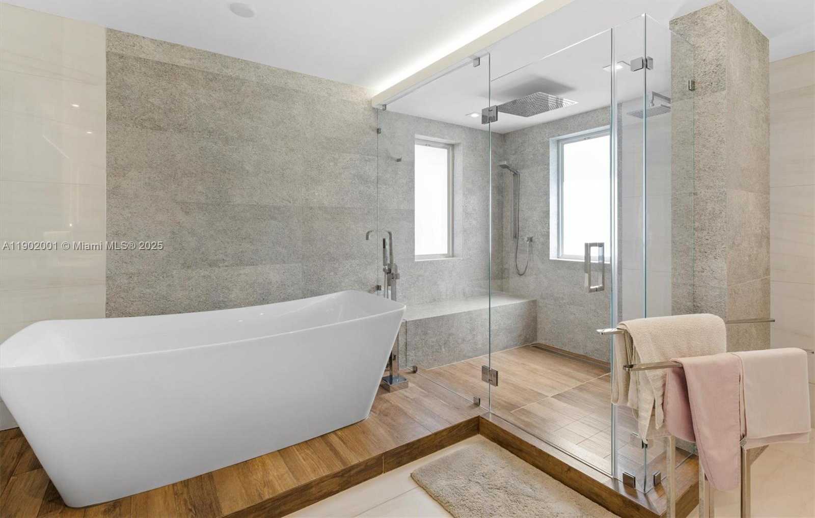 Small Image of 11325 NORTH WEST 66TH ST, Doral Number 45