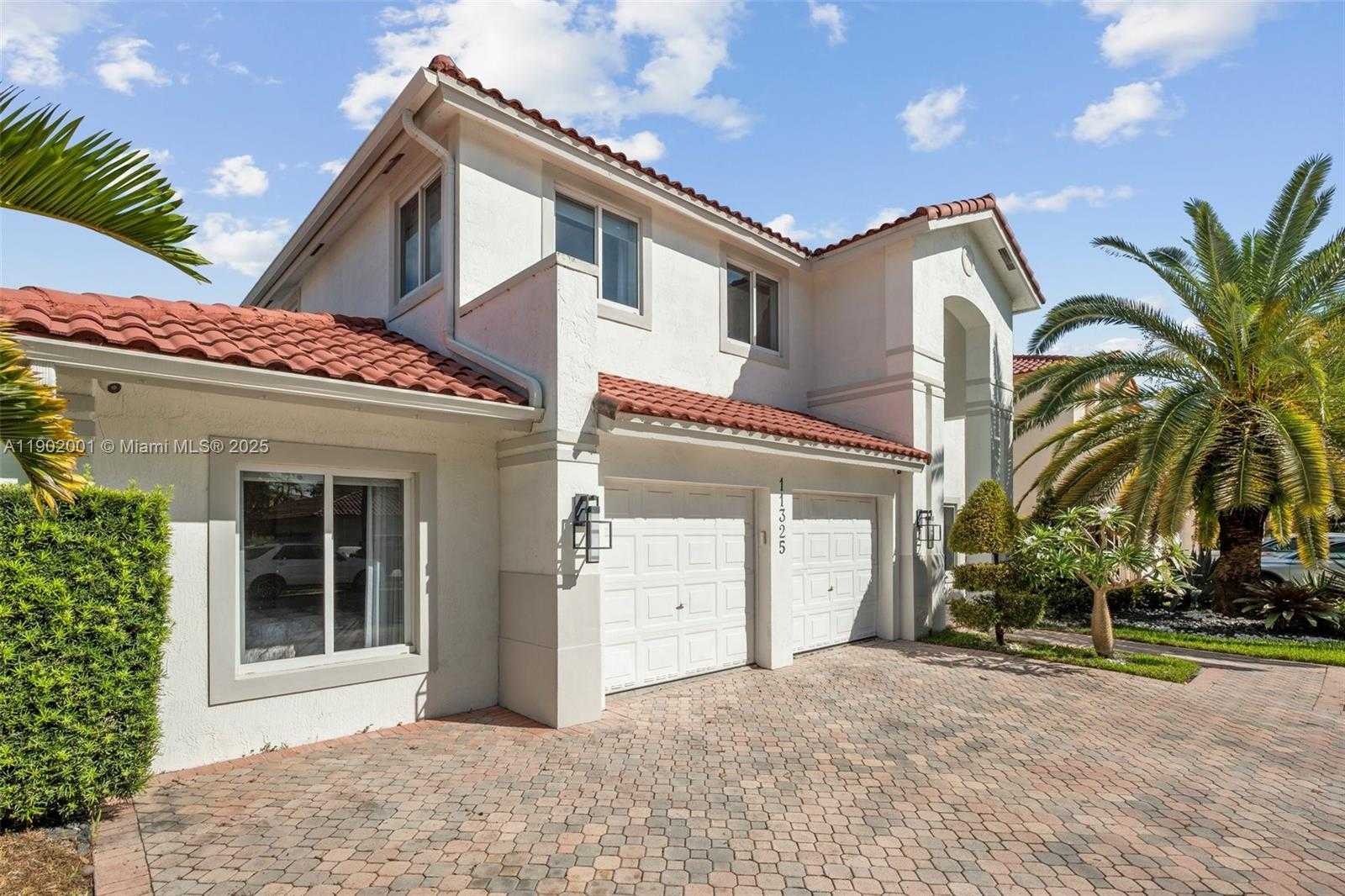 Small Image of 11325 NORTH WEST 66TH ST, Doral Number 5