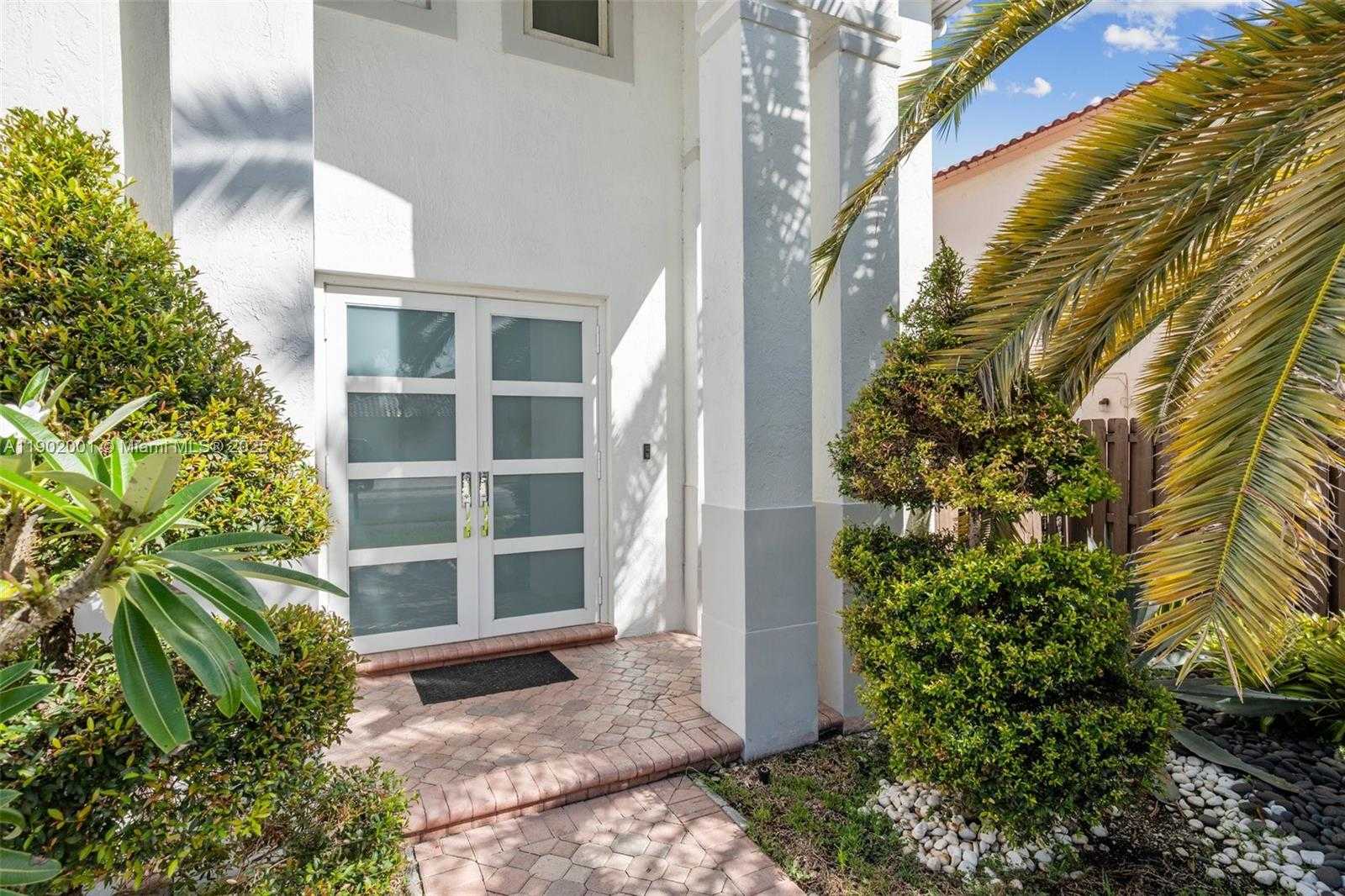 Small Image of 11325 NORTH WEST 66TH ST, Doral Number 8