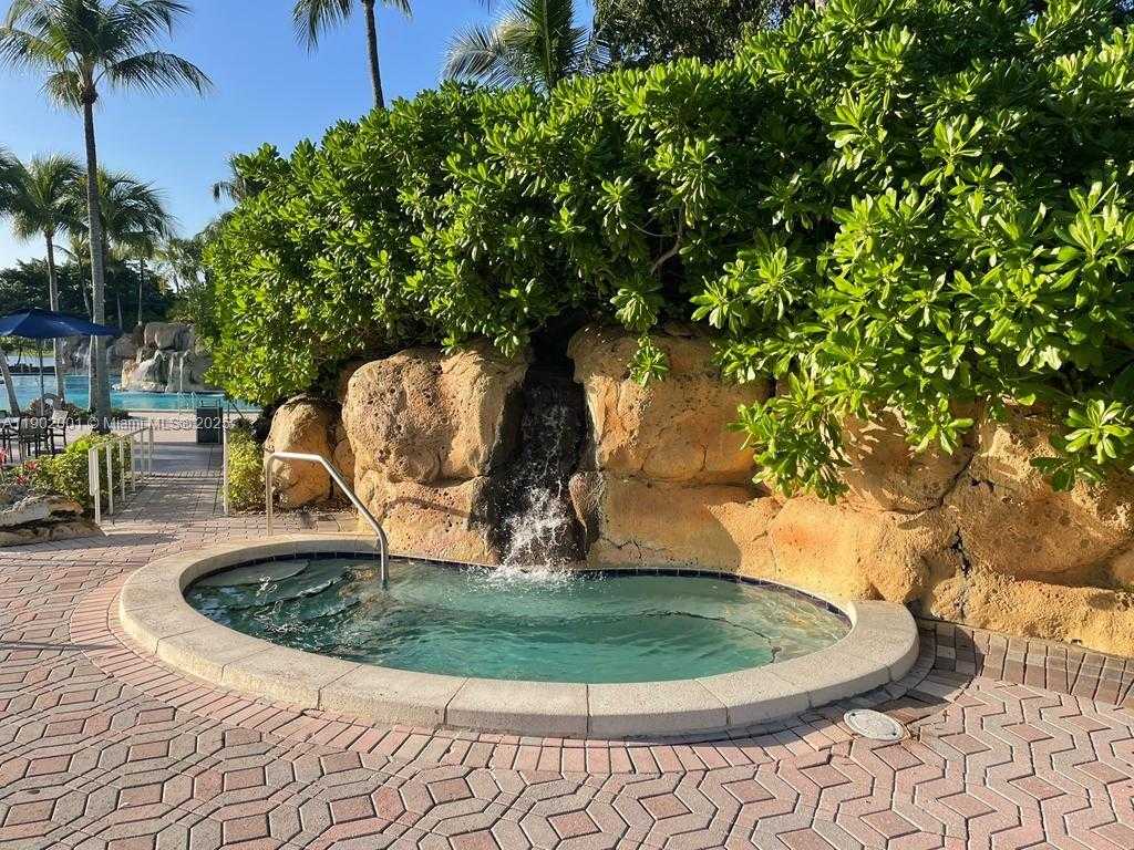 Small Image of 11325 NORTH WEST 66TH ST, Doral Number 86