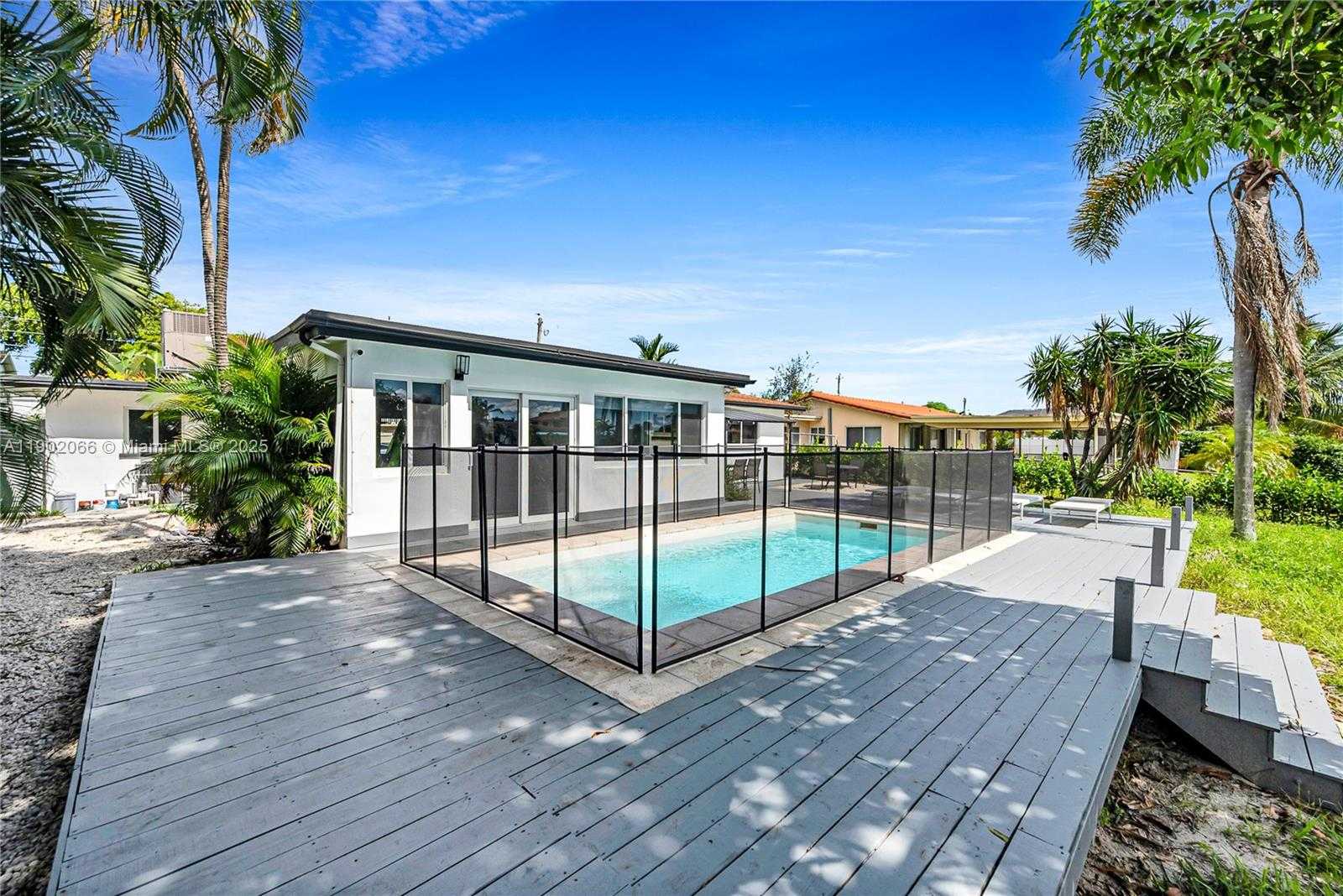 Small Image of 1040 NORTH WEST 30TH CT, Wilton Manors Number 11