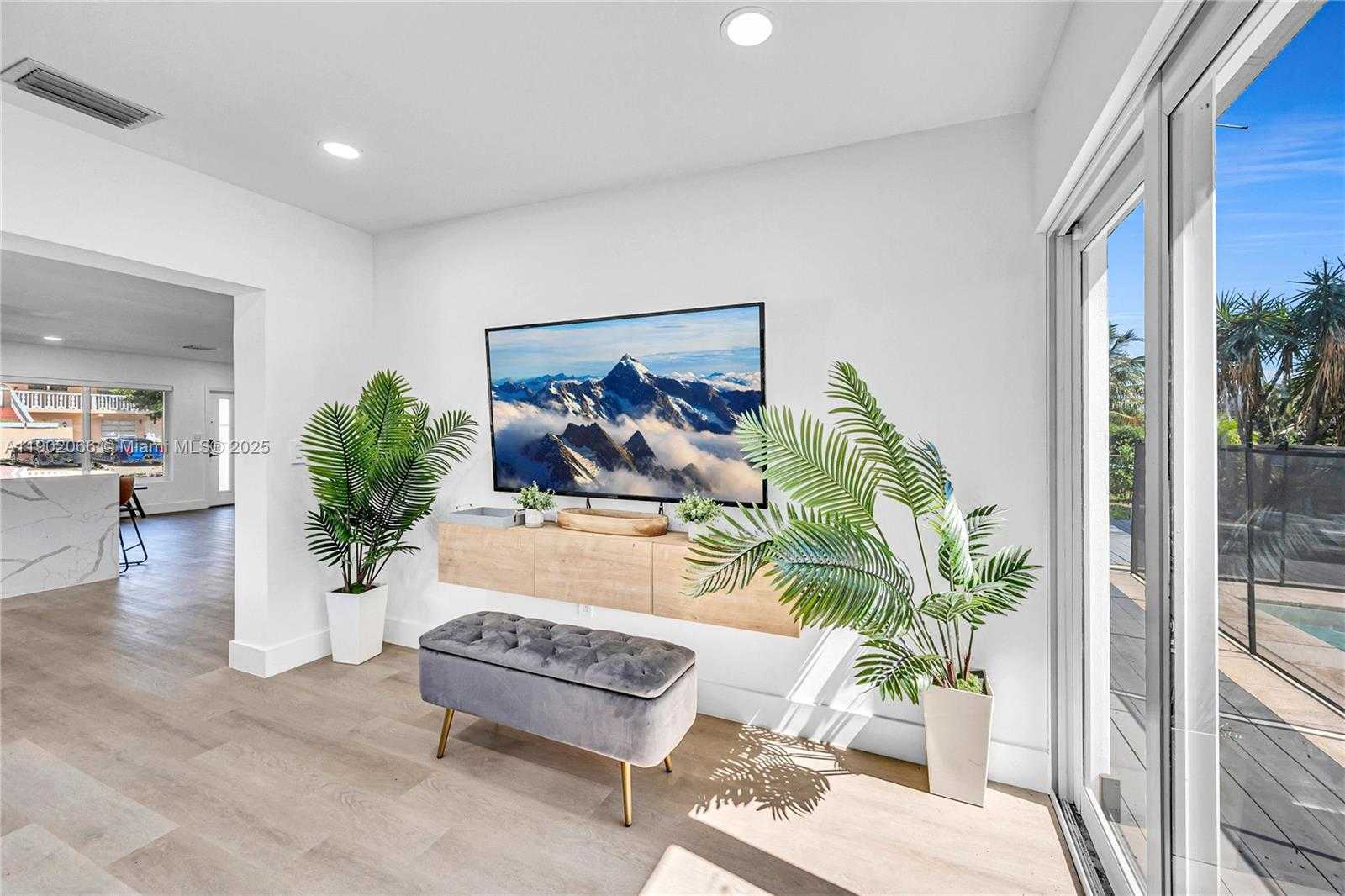 Small Image of 1040 NORTH WEST 30TH CT, Wilton Manors Number 39