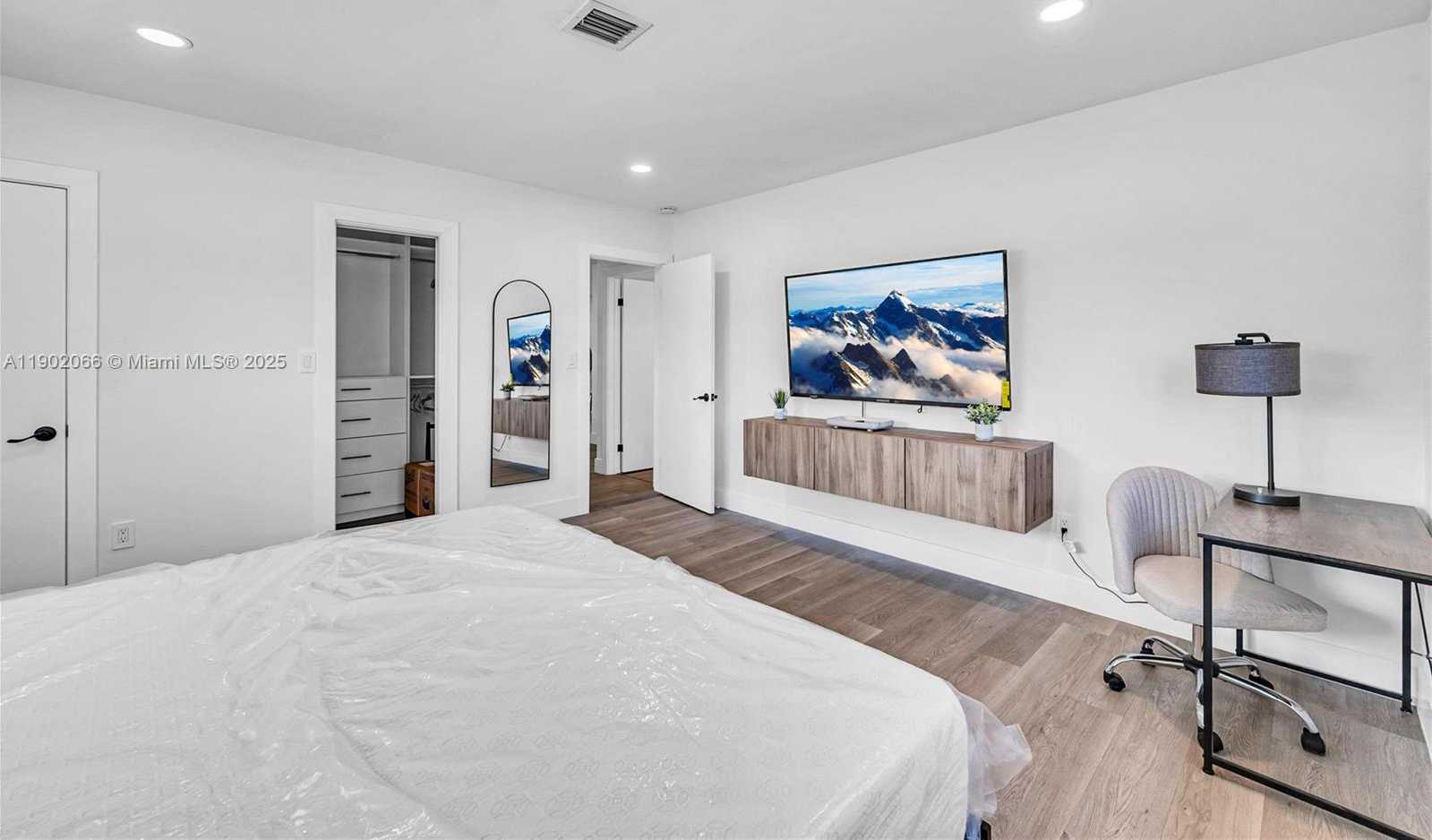 Small Image of 1040 NORTH WEST 30TH CT, Wilton Manors Number 44