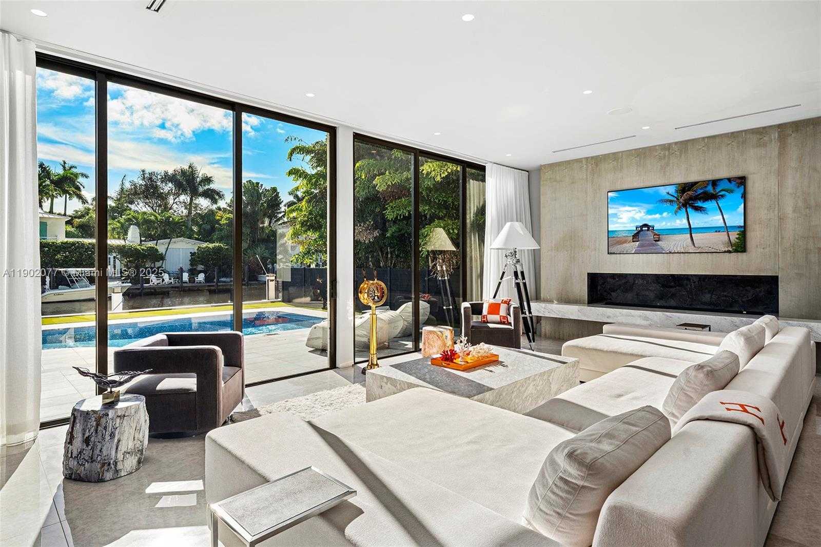 Imagen de Peque帽o Objeto