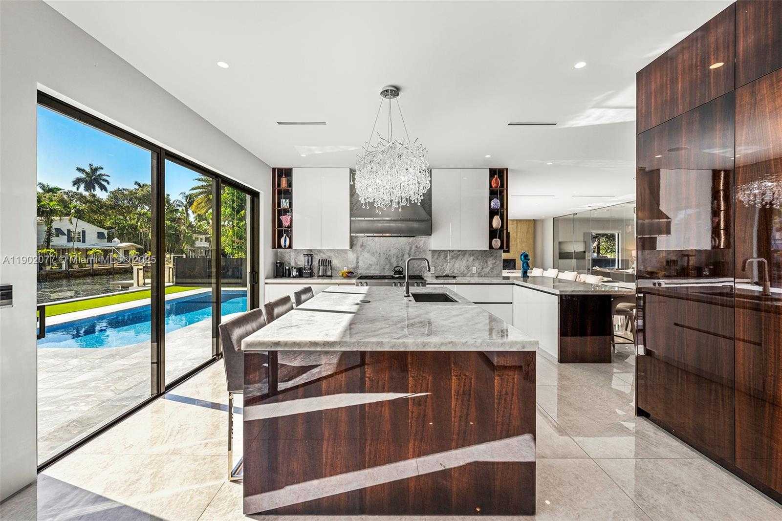 Imagen de Peque帽o Objeto