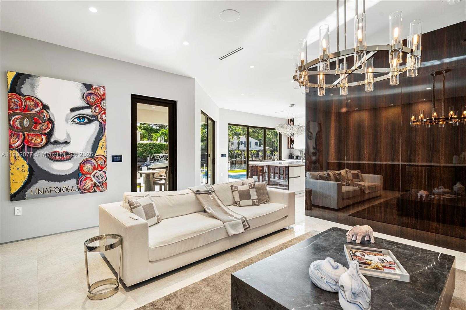 Imagen de Peque帽o Objeto