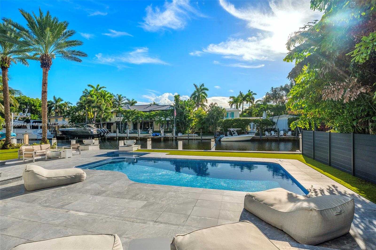 Imagen de Peque帽o Objeto