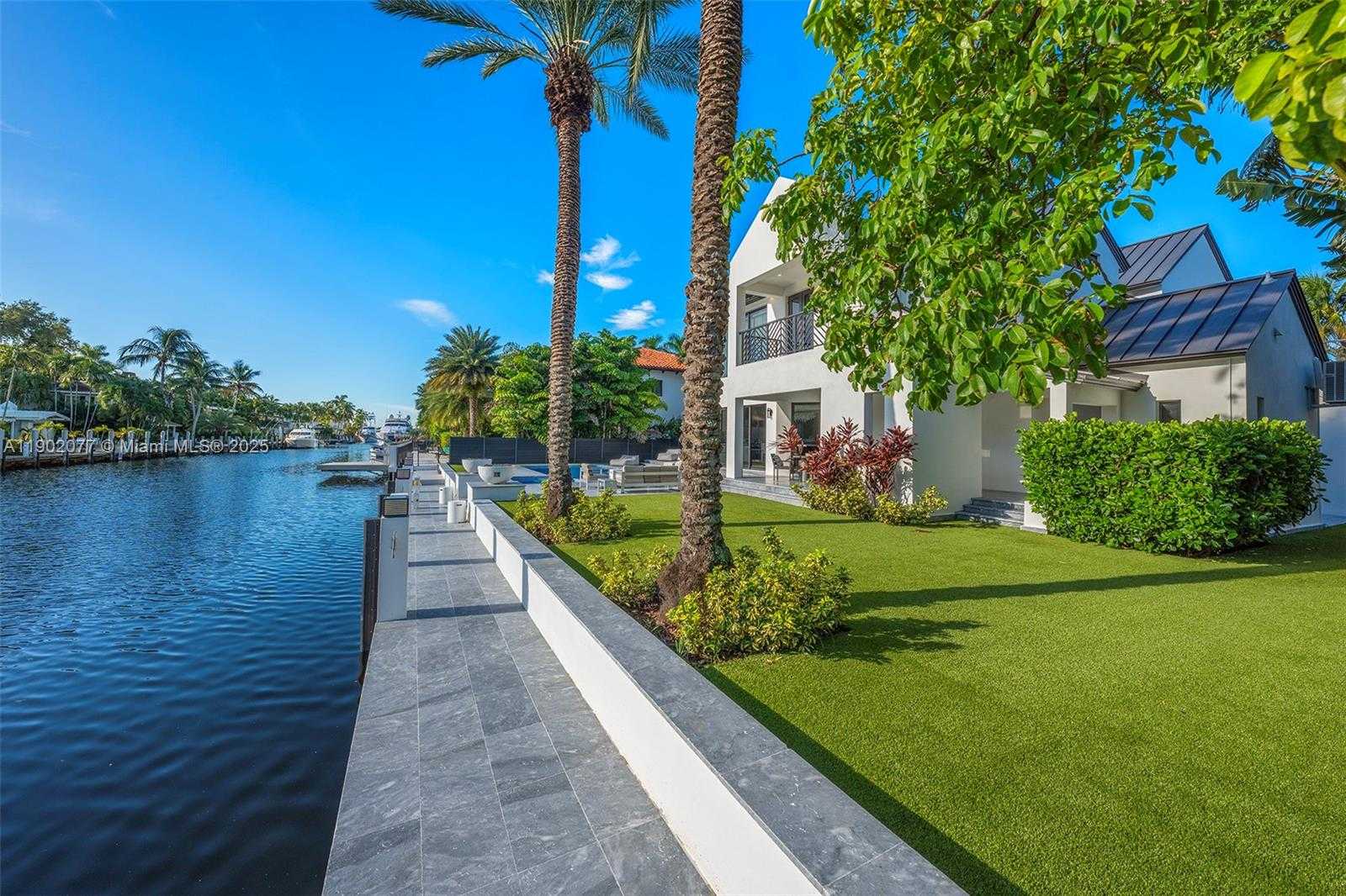 Imagen de Peque帽o Objeto