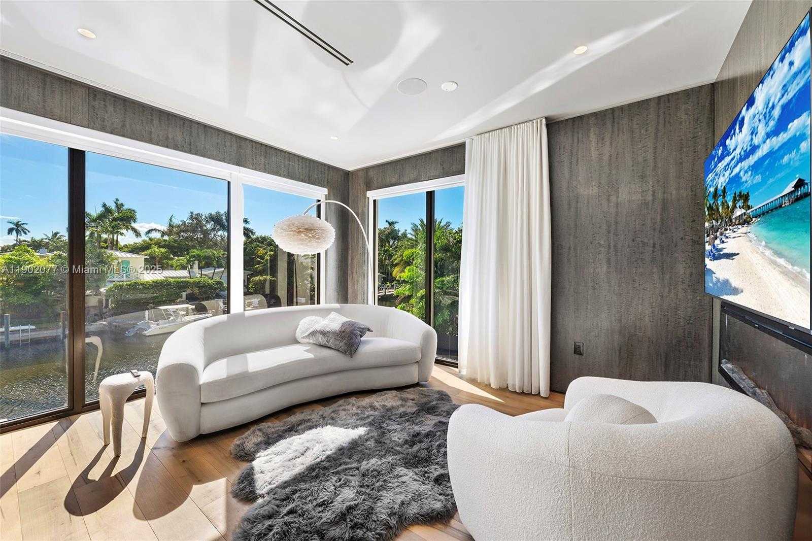 Imagen de Peque帽o Objeto